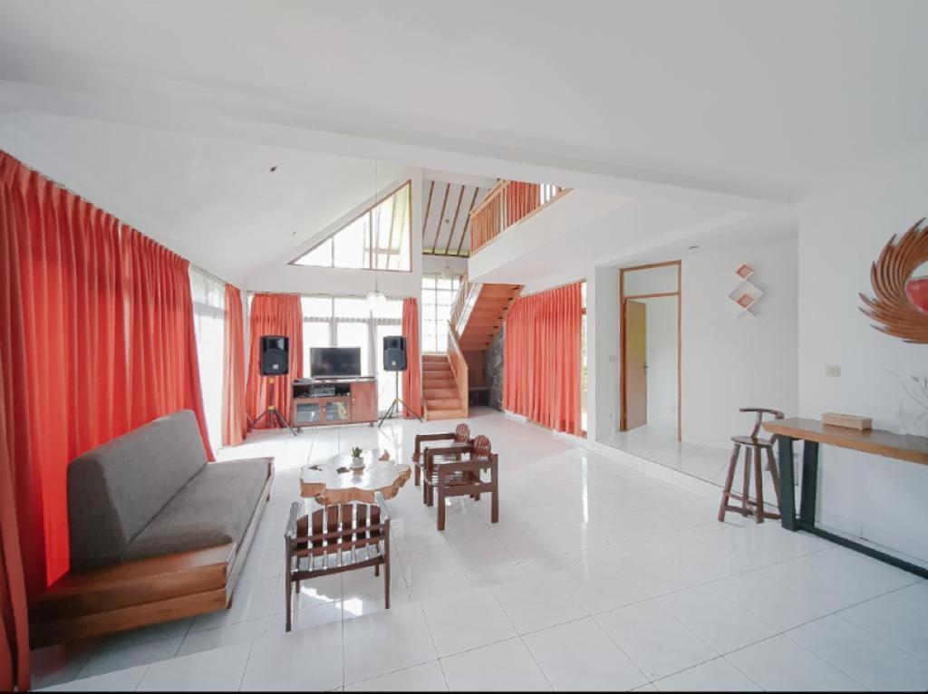 Istana Bunga - The 4 Bedroom